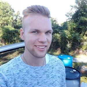 Meet your Posher, Evan